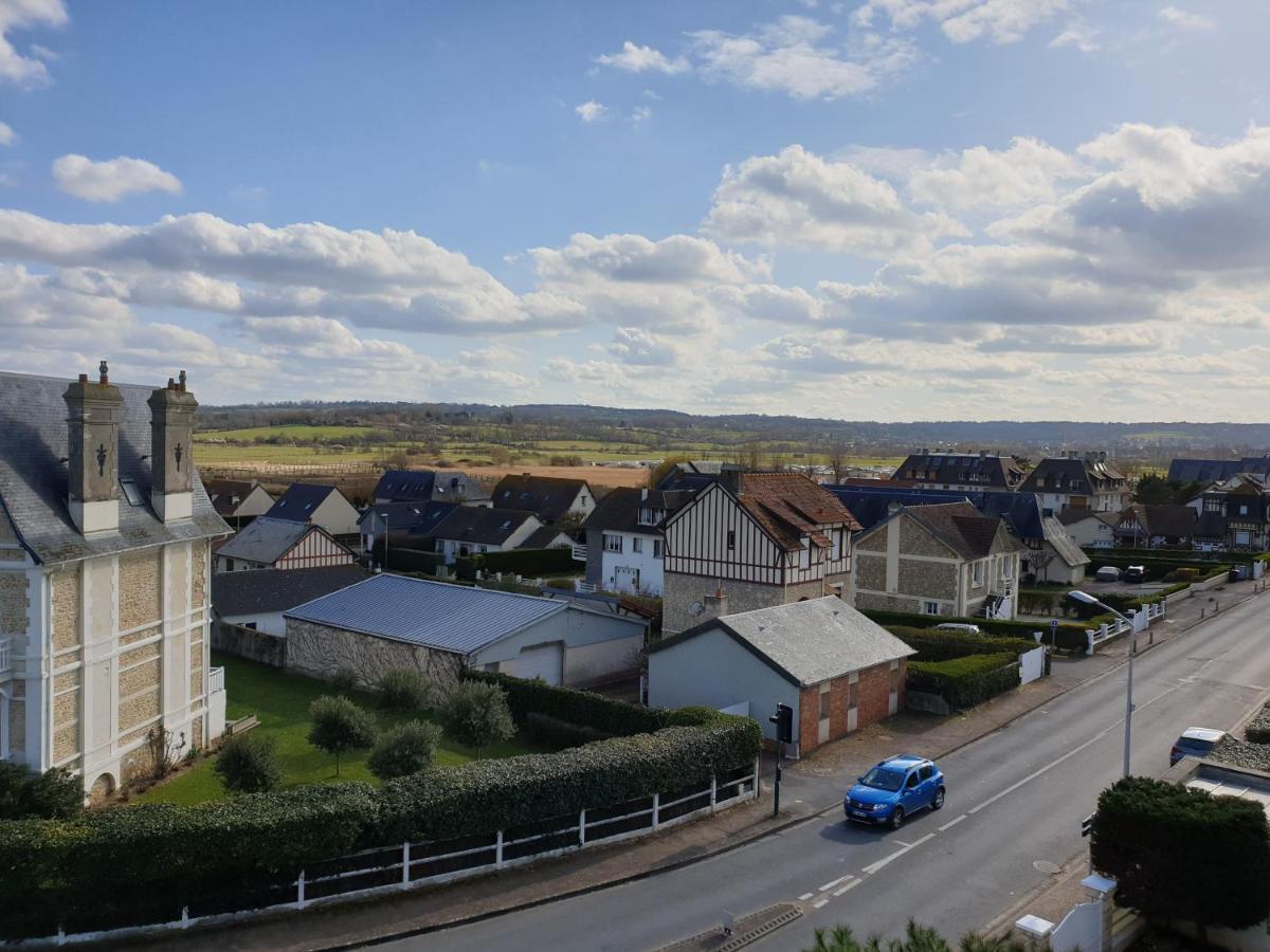 M2M Studio Magnifique Vue Mer - Avec Balcon - Les Pieds Dans L Eau! Blonville-sur-Mer Bagian luar foto